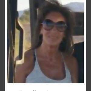 Meet your Posher, Debbie